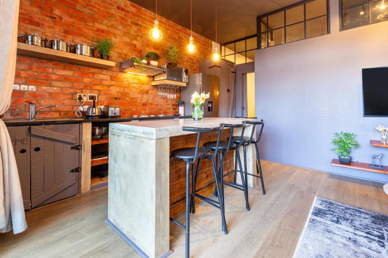 10 Oyster Walk Apartment นิสนา ภายนอก รูปภาพ